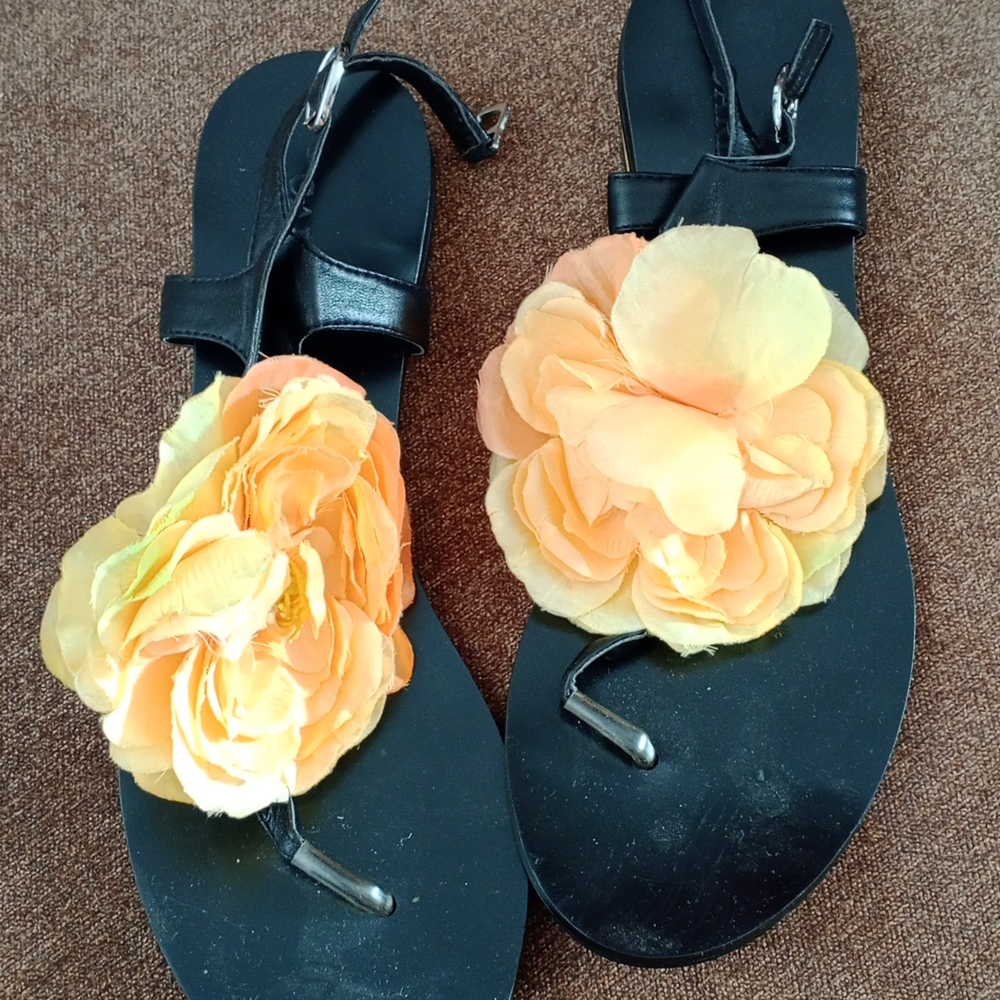 Floral Black Sandals